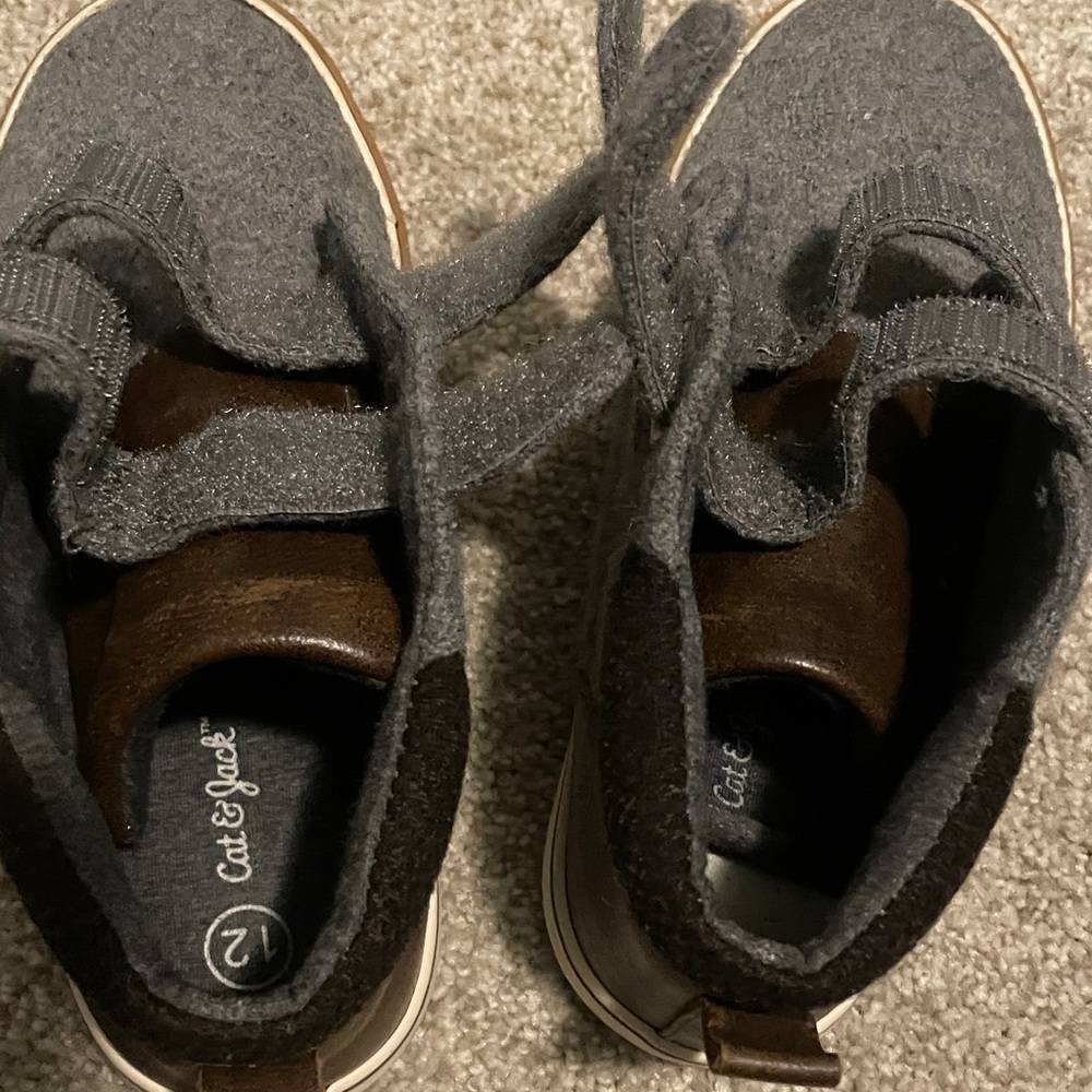 Cat & Jack Kids Sneakers in Gray and Brown size 12 double Velcro